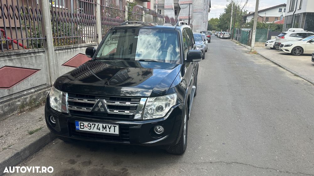 Mitsubishi Pajero 3.2 DI-D Automatik Instyle - 1