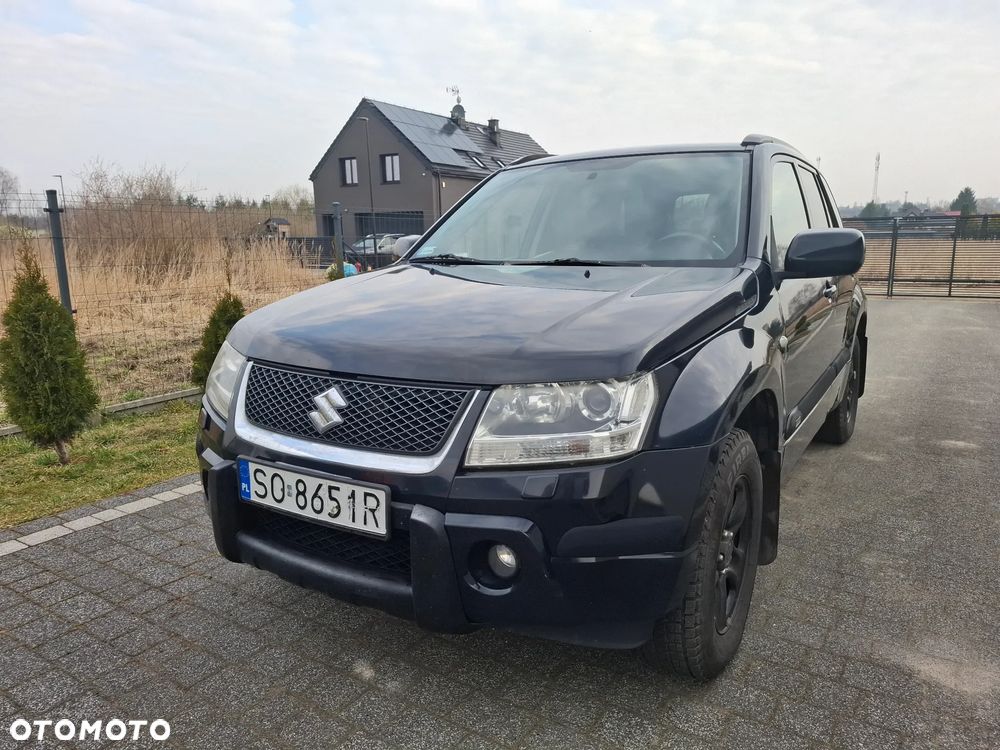 Suzuki Grand Vitara 2.0 De luxe - 1
