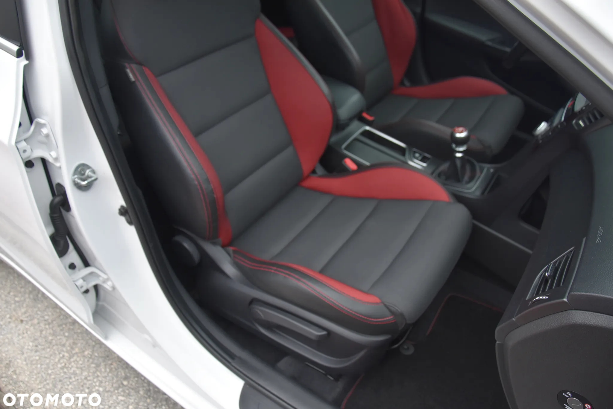 Hyundai i30 1.6 GDI Turbo Sport - 24