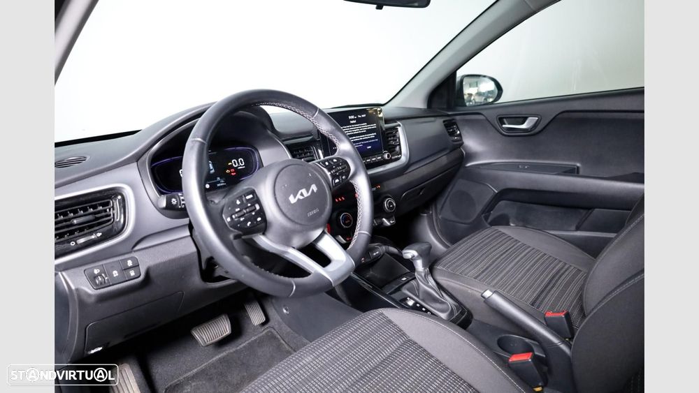 Kia Stonic 1.0 T-GDI Drive 7DCT — fotografia 9
