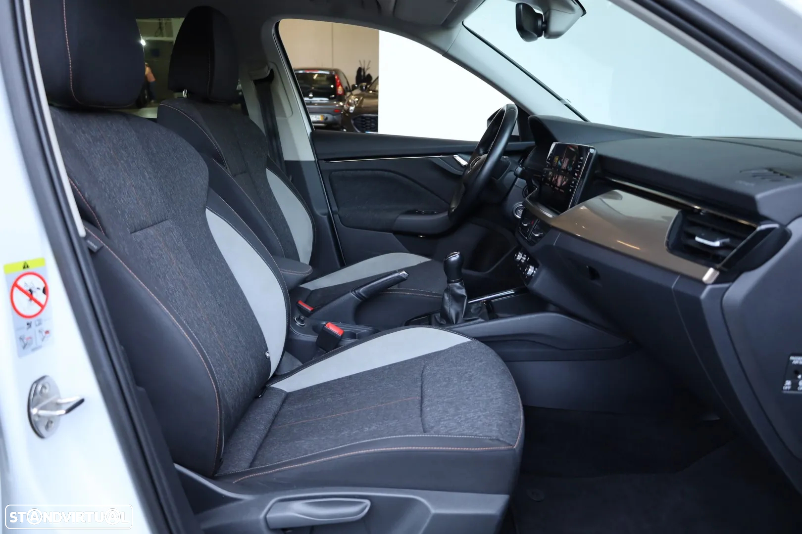 Skoda Kamiq 1.0 TSI Ambition - 38