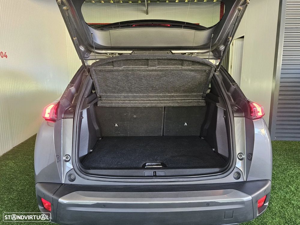 Peugeot 2008 1.5 BlueHDi Allure Pack - 11