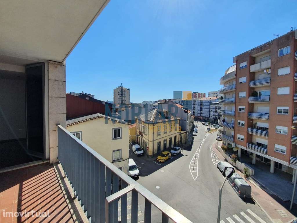 Apartamento T3 p/ arrendamento o centro da cidade - Grande imagem: 4/13