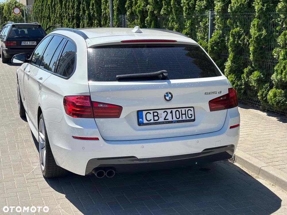 BMW Seria 5 525d Sport-Aut - 10