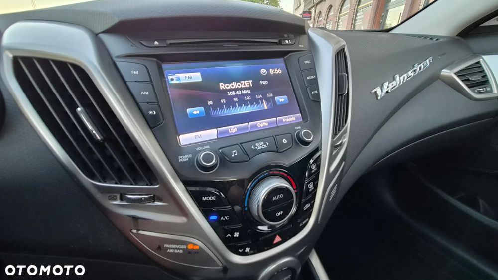 Hyundai Veloster 1.6 GDI Premium - 25