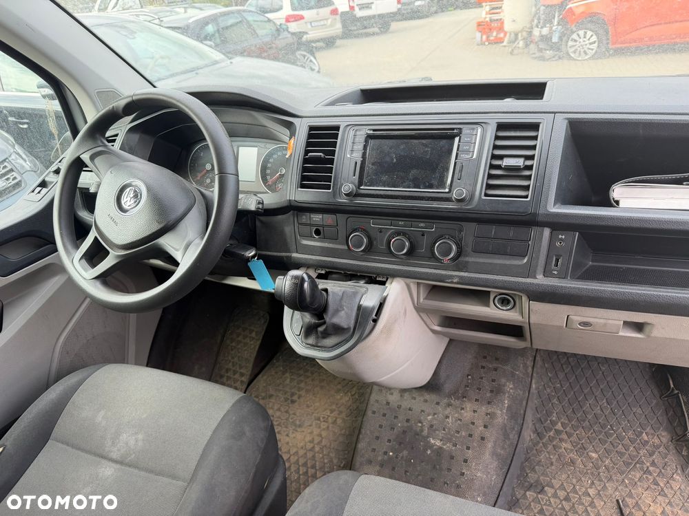 Volkswagen Transporter - 7