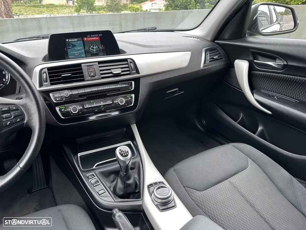BMW 116 d Sport Line - 29