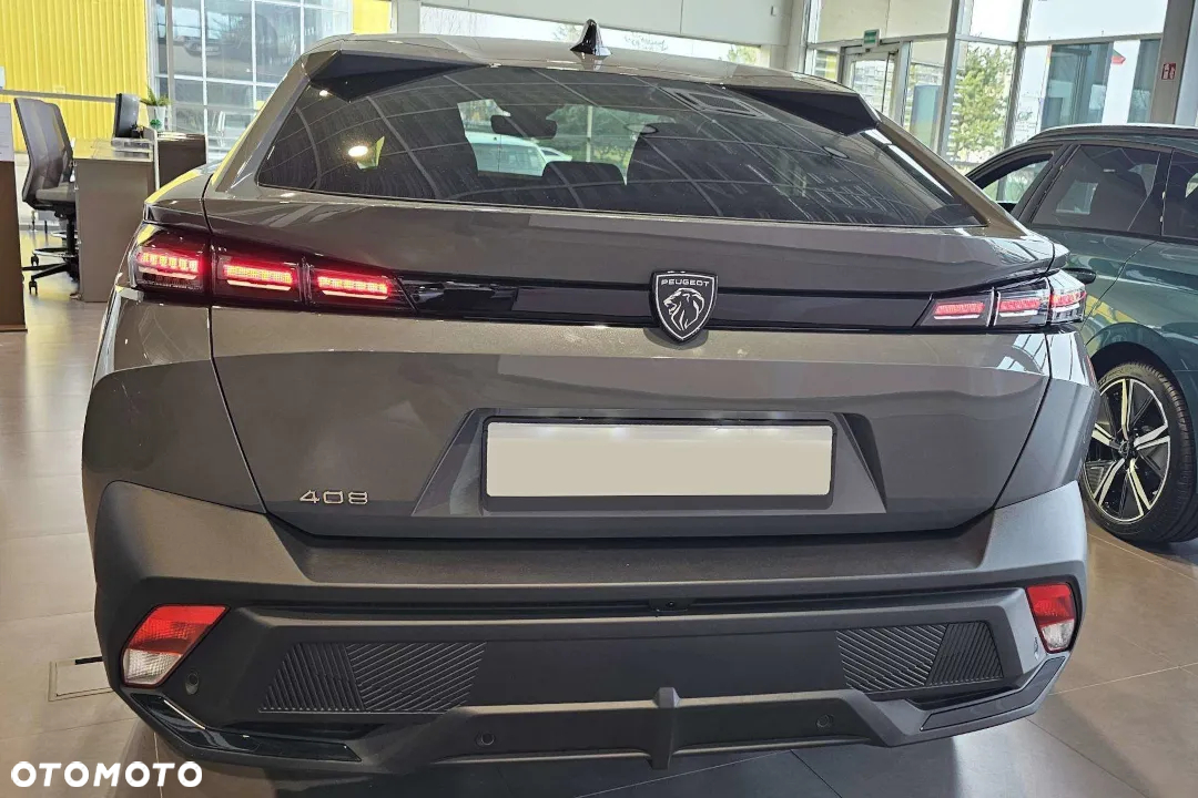 Peugeot 408 - 10