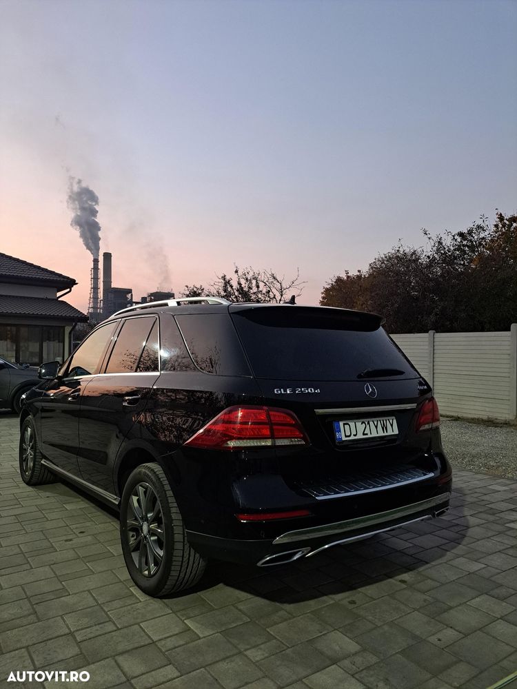 Mercedes-Benz GLE - 4