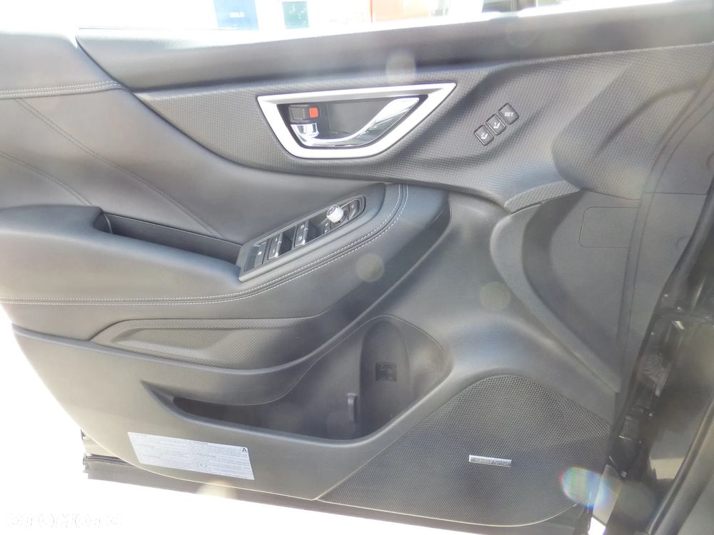 Subaru Forester 2.0i-L Platinum (EyeSight) Lineartronic - 15