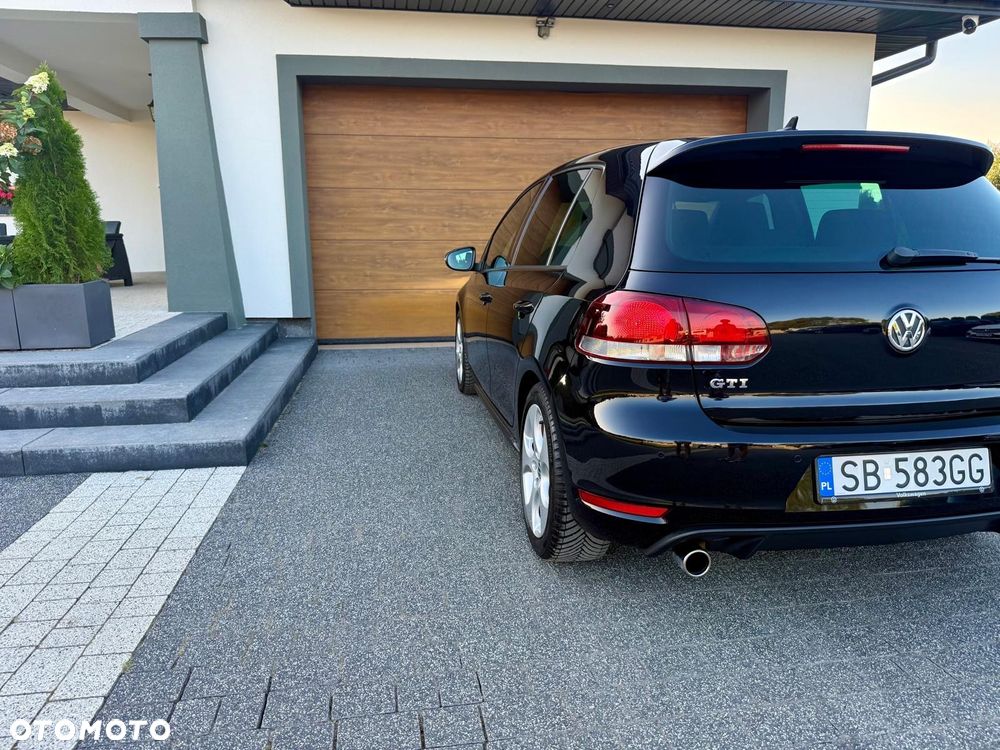 Volkswagen Golf 2.0 GTI DSG - 5