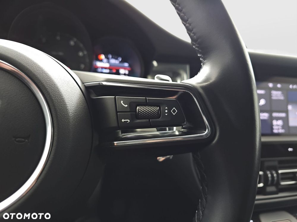 Porsche Macan Standard - 16