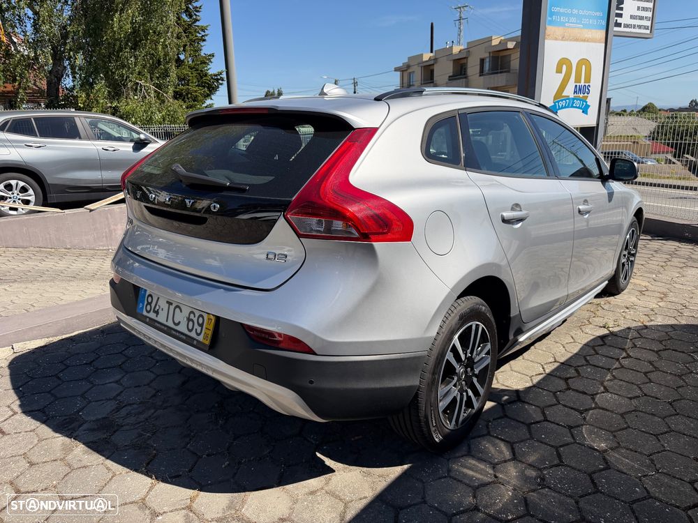 Volvo V40 Cross Country 2.0 D2 Momentum Geartronic - 7