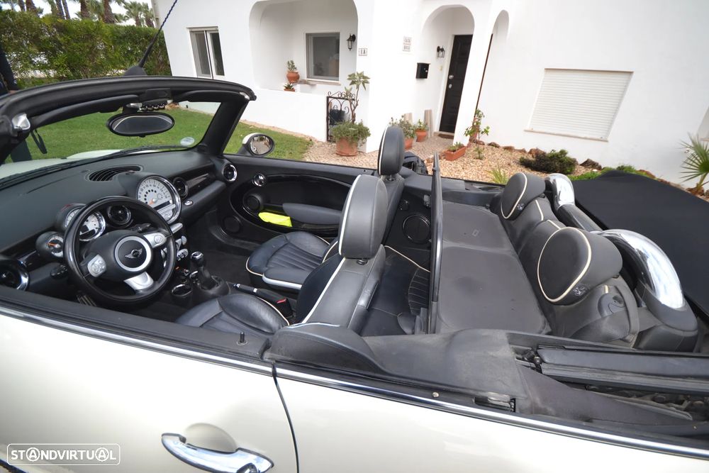 MINI Cabrio Cooper S - 10