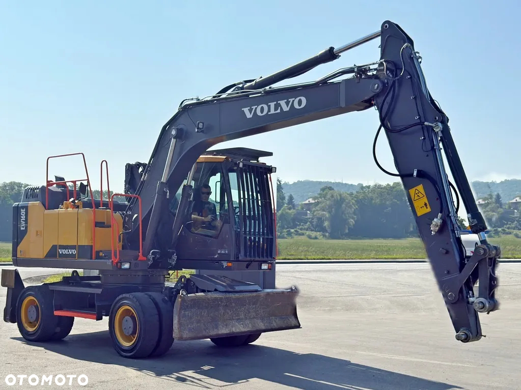 Volvo EW 160 E * KOPARKA PRZEŁADUNKOWA * 4x4 * STAN BDB ! - 4