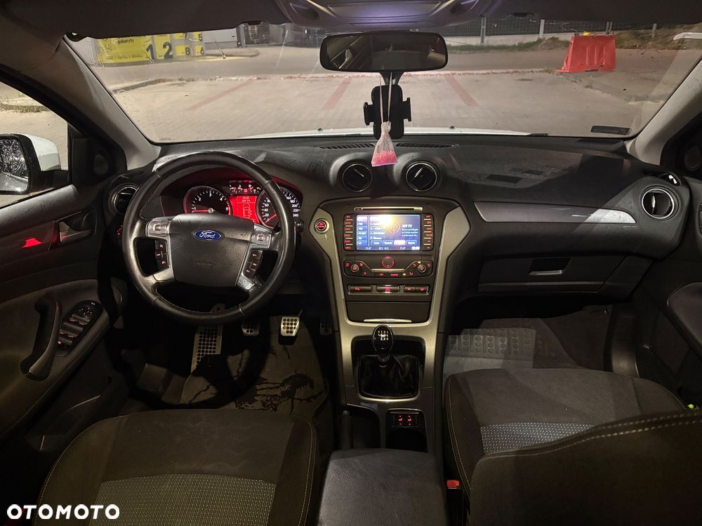 Ford Mondeo 2013