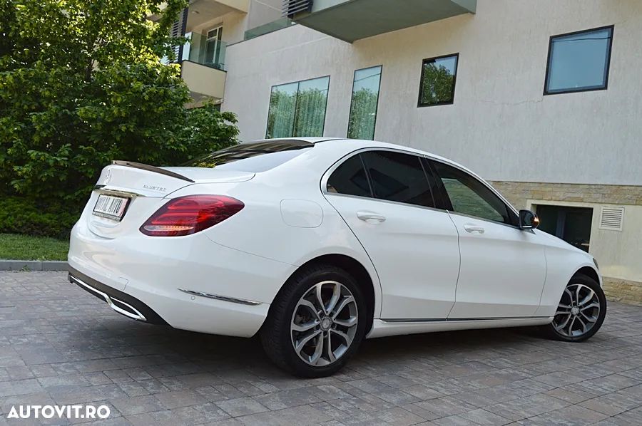 Mercedes-Benz C 220 (BlueTEC) d 7G-TRONIC Avantgarde - 21