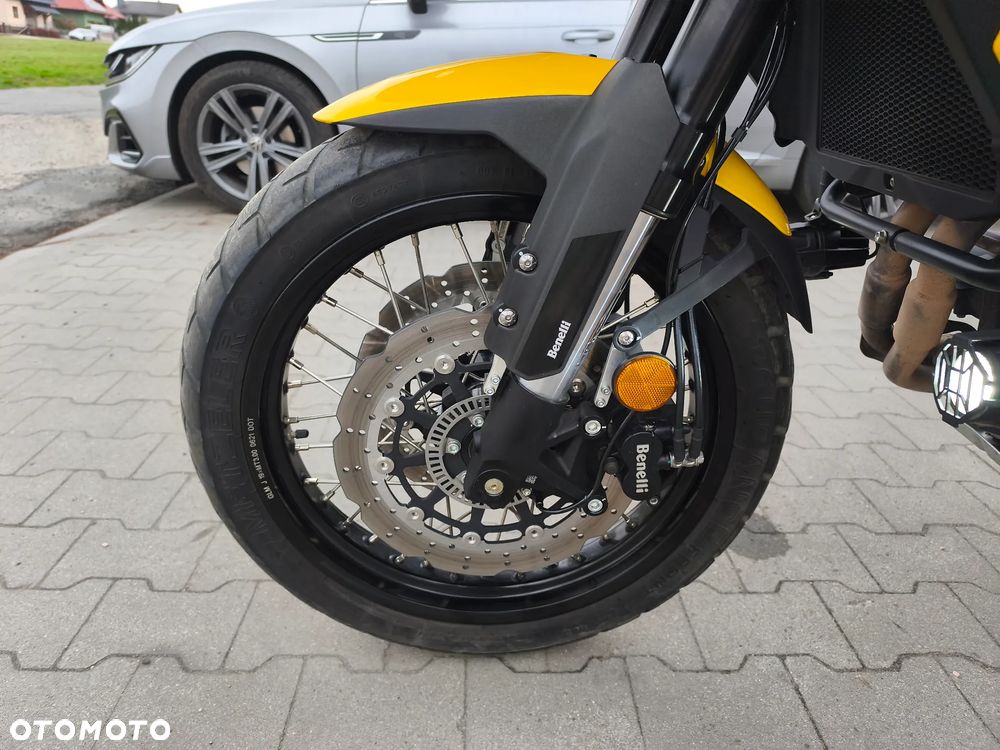 Benelli TRK 502X - 8