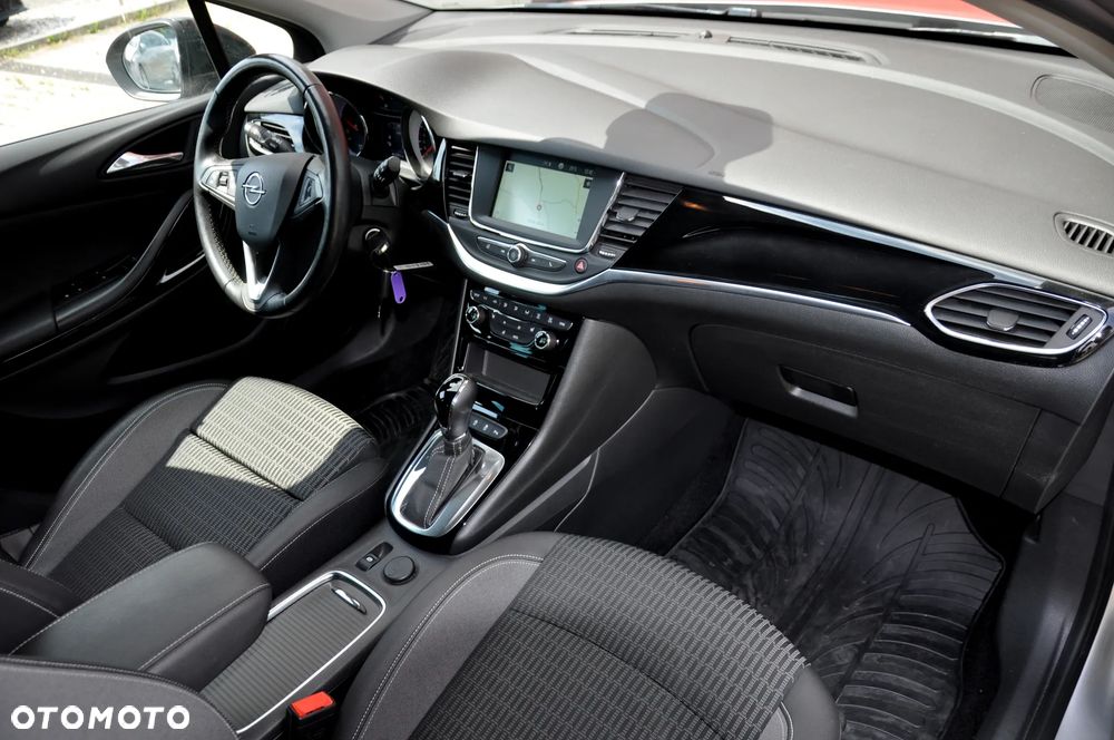 Opel Astra 1.5 D Start/Stop Automatik Design&Tech - 38