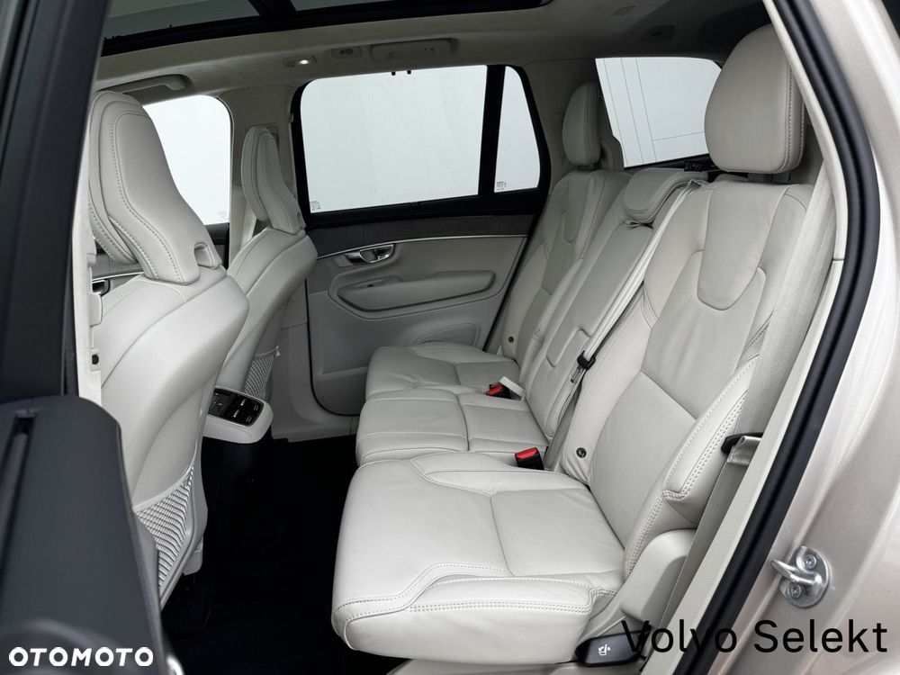 Volvo XC 90 B5 B AWD Ultra Bright 7os - 12