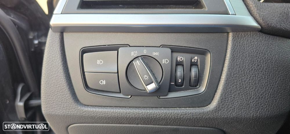 BMW 320 d Line Sport Auto - 35