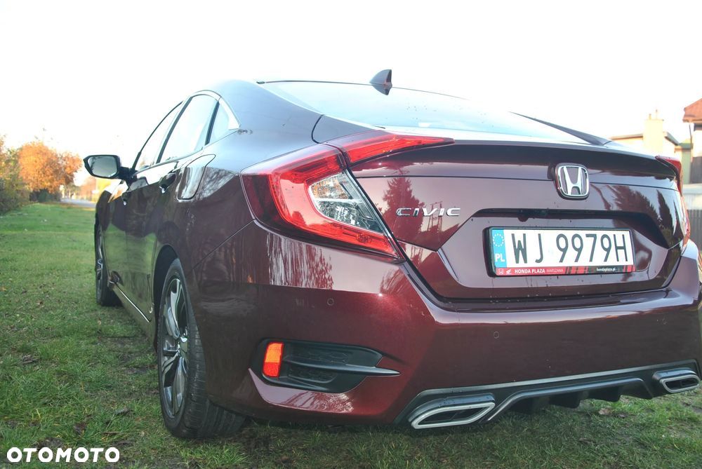 Honda Civic 1.5 T Executive - 11