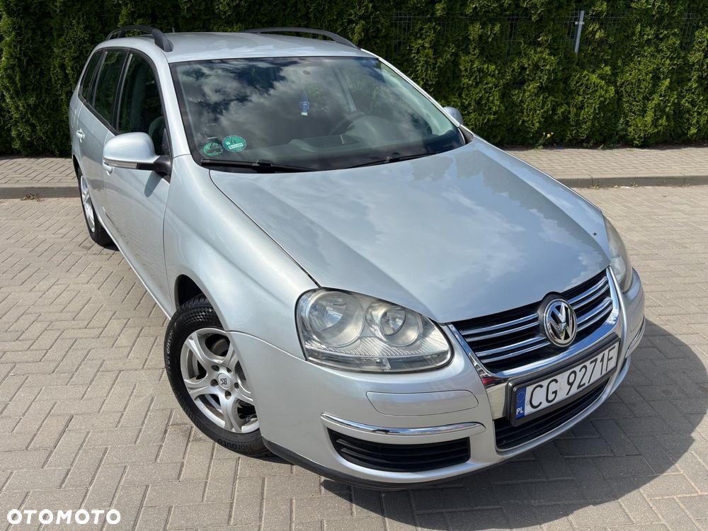 Volkswagen Golf 1.9 TDI DSG DPF Trendline - 11