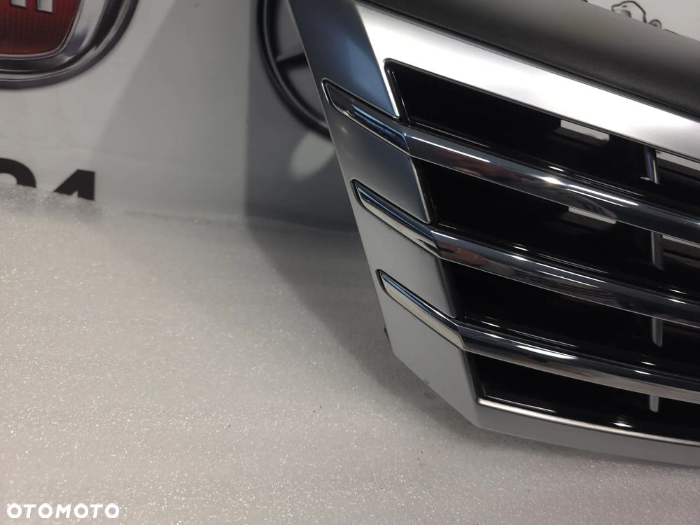 VW PASSAT CC 3C8 LIFT ZWYKŁY / R-LINE BARDZO ŁADNA ATRAPA / GRILL PRZEDNI PRZÓD W SATYNIE , NR 3C8853653A , NR AUKCJI GL851 - 12