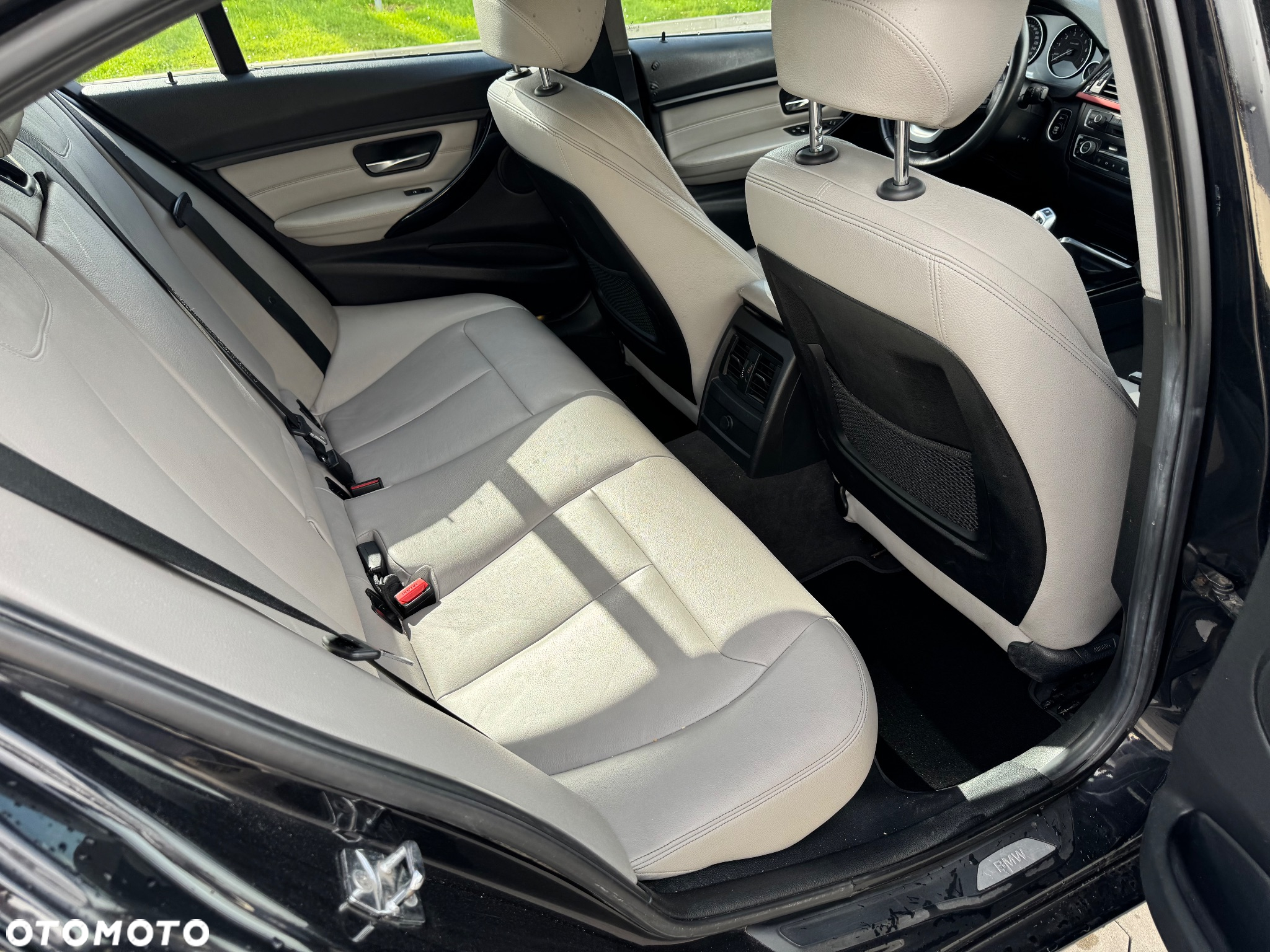BMW Seria 3 - 24