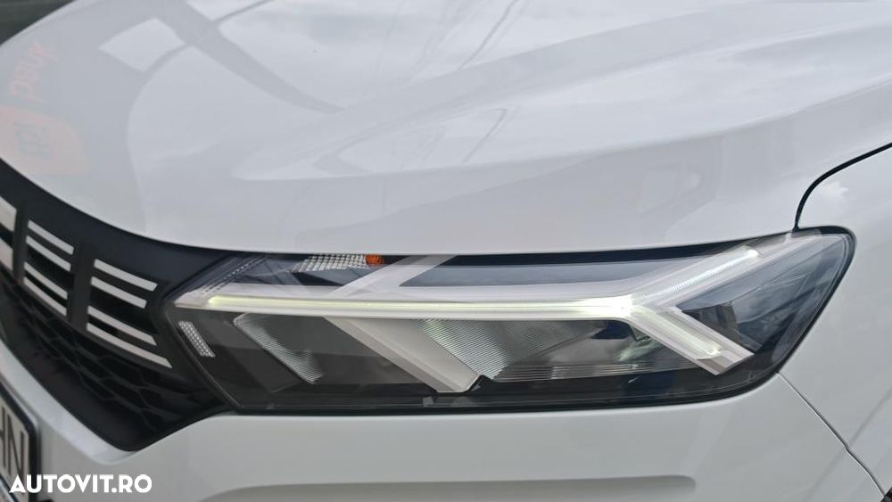 Dacia Logan TCe 90 MT6 Journey - 23