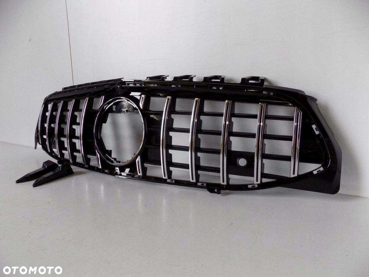 Mercedes-Benz CLA W118 Grill GT Kamera - 11138 - 4