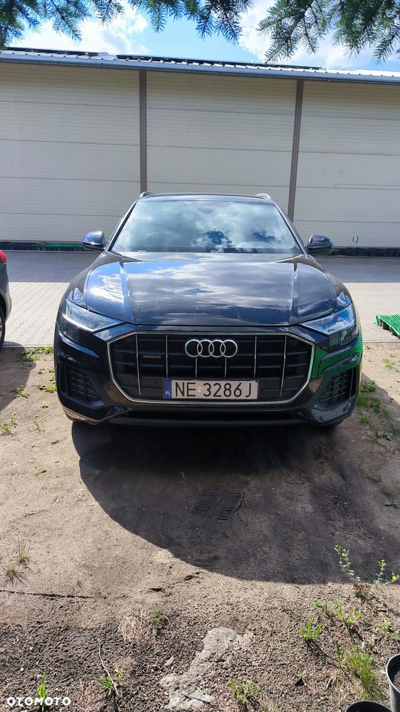 Audi Q8 - 2