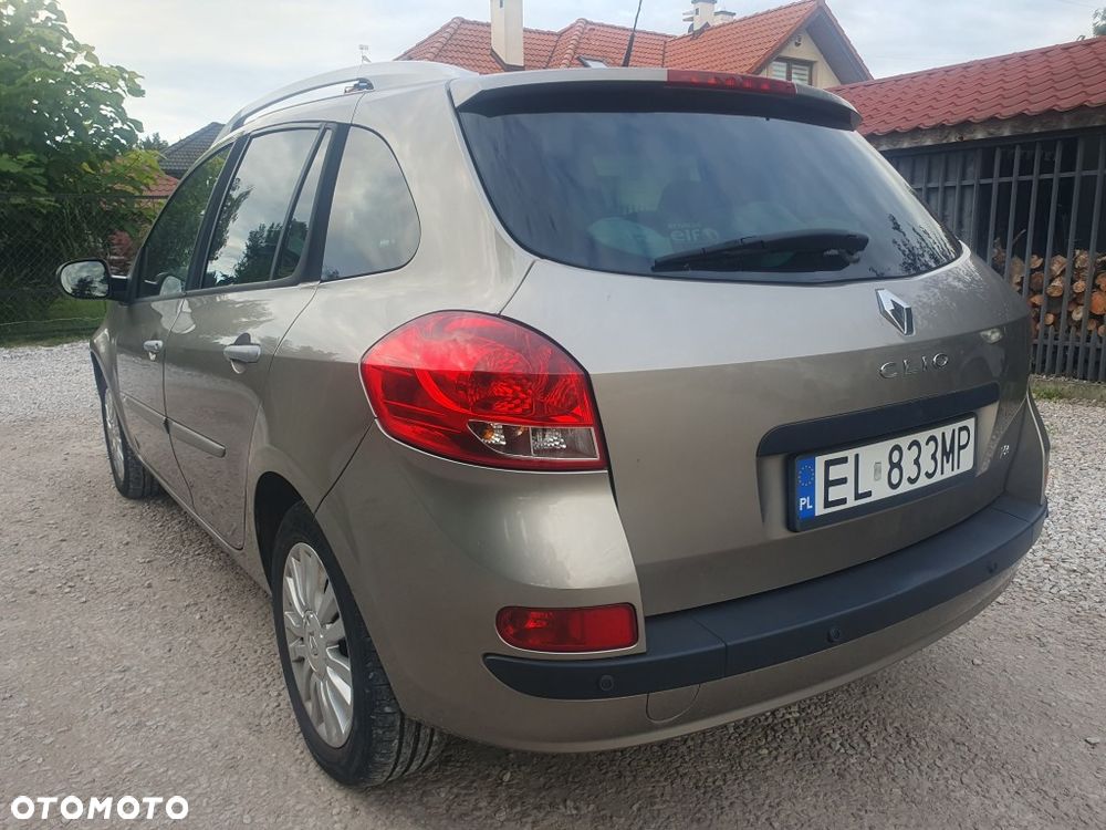 Renault Clio 1.2 16V TCE Tech Run - 4