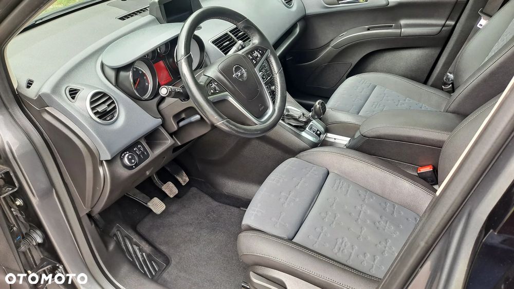 Opel Meriva - 10
