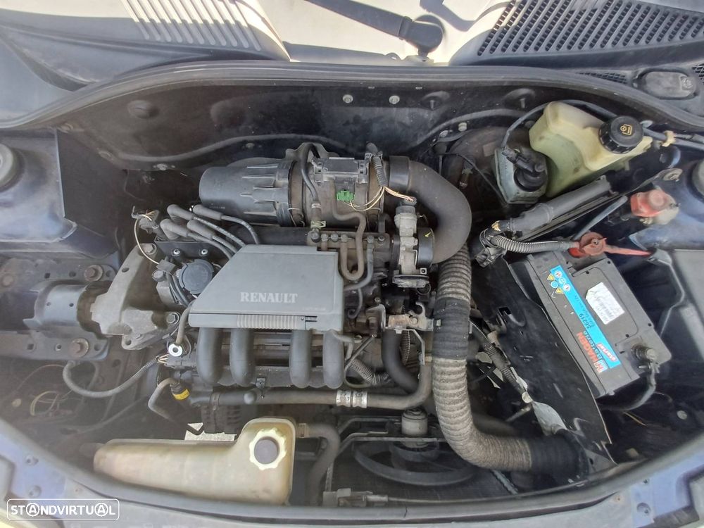 Renault Clio 1.2 RT - 7