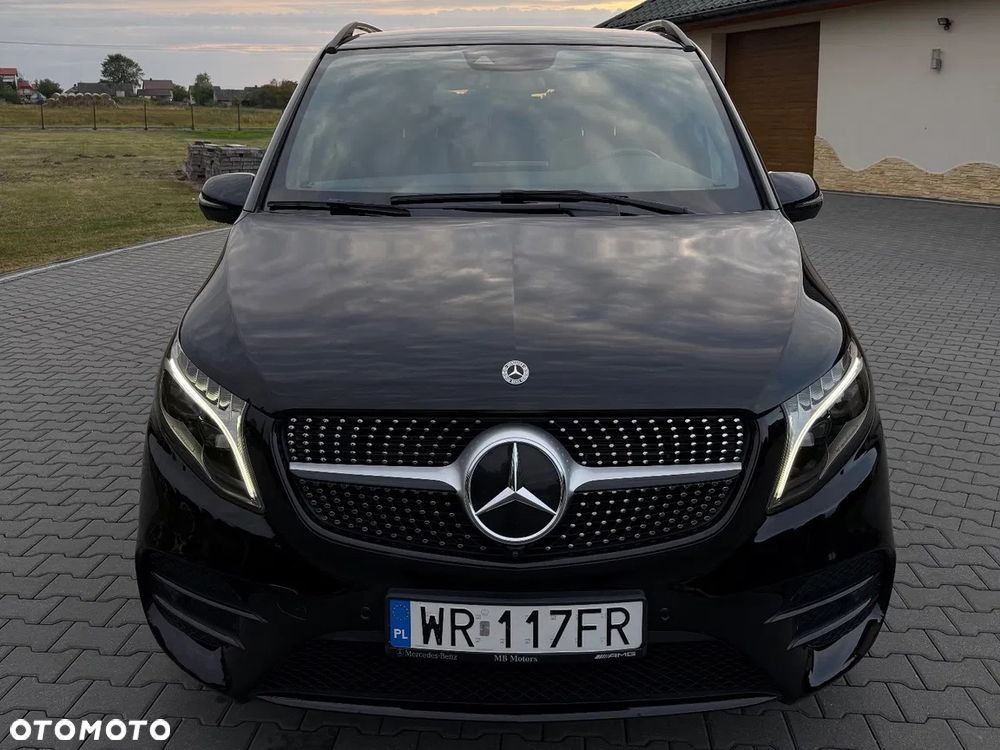 Mercedes-Benz Klasa V 300 d 4-Matic Exclusive 9G-Tronic (długi) - 1