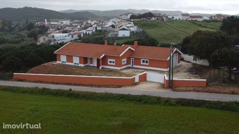 Moradia T4 Tradicional - Grande imagem: 3/8