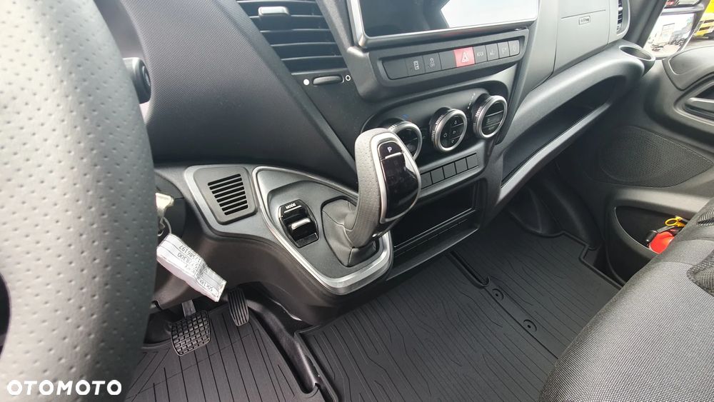 Iveco Daily 50CI8HA8 AUTOMAT - 18