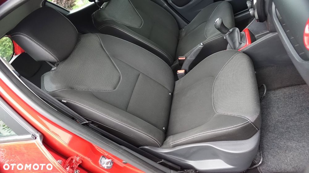 Renault Clio - 28