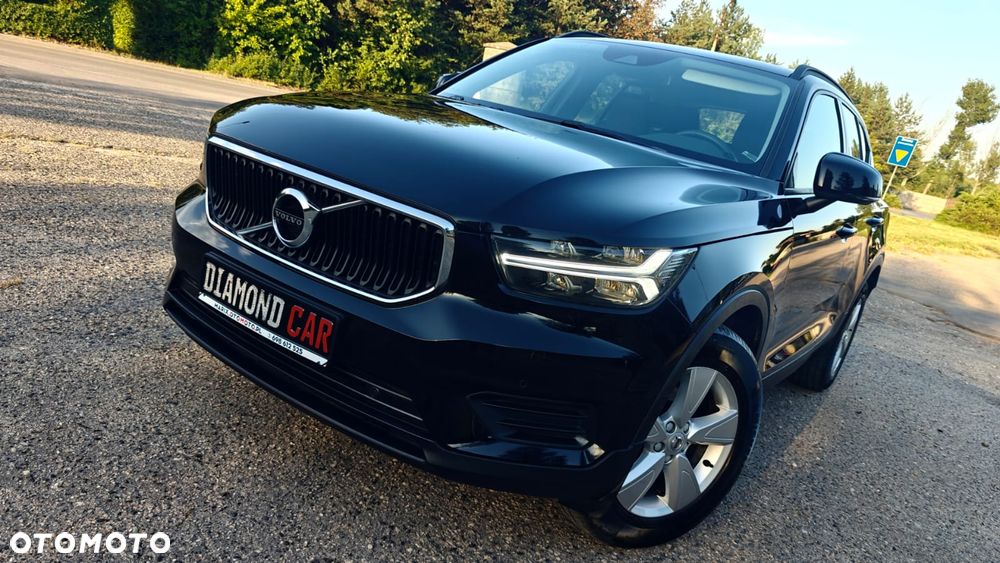 Volvo XC 40 T3 Momentum Pro - 1