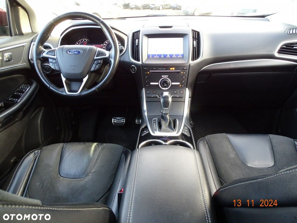 Ford Edge - 8
