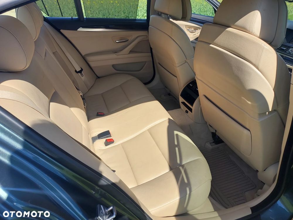 BMW Seria 5 520d - 13