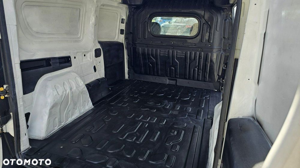 Fiat Doblo - 17
