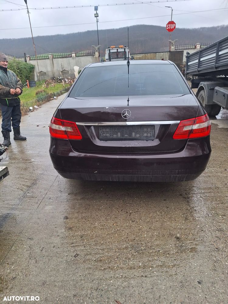 Mercedes E classe 2010, 2.2d, capota motor plansa bord cutie viteze - 3