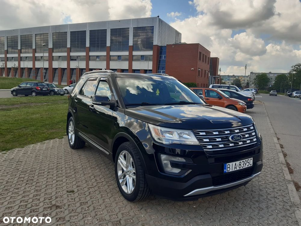 Ford Explorer - 35