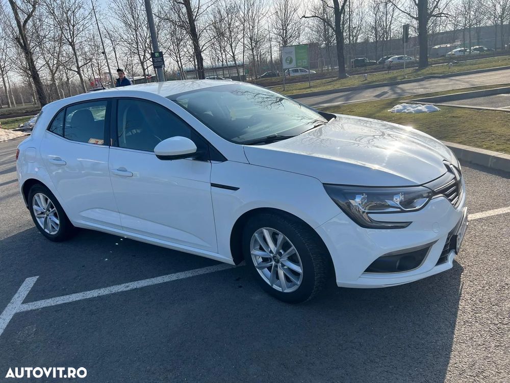 Renault Megane - 5