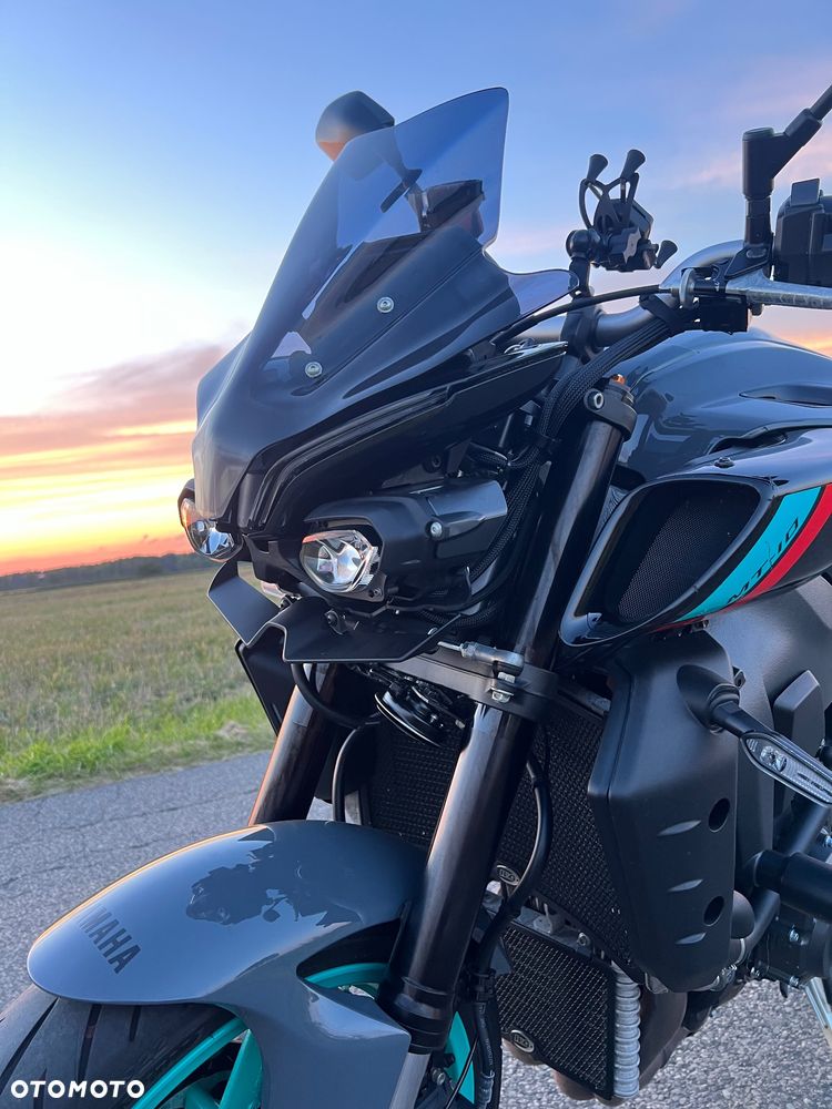 Yamaha MT - 6
