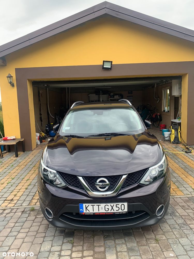 Nissan Qashqai 1.6 dCi 4x4 Tekna - 2