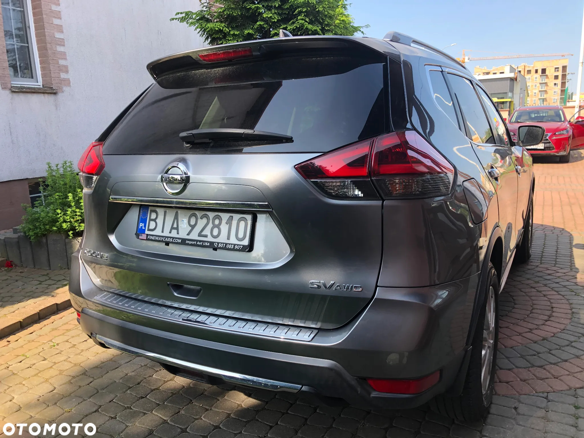 Nissan Rogue - 10