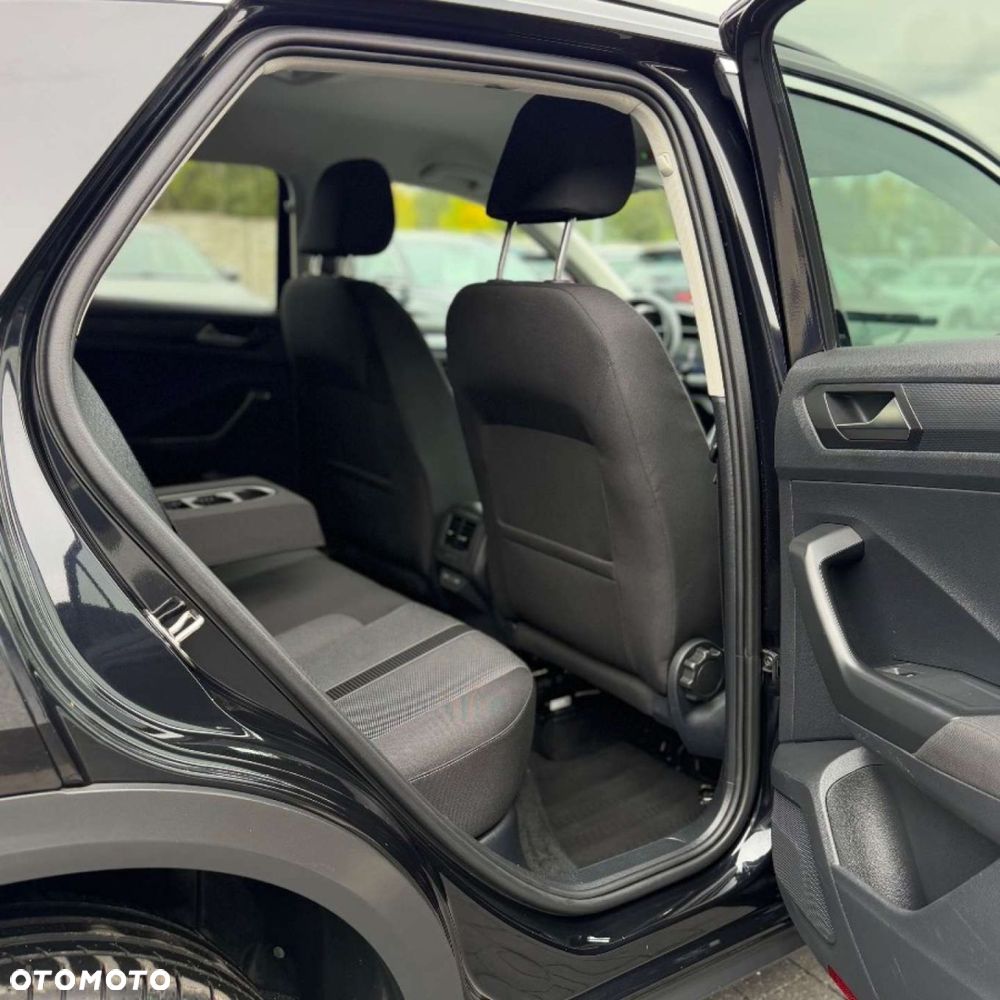 Volkswagen T-Roc - 31